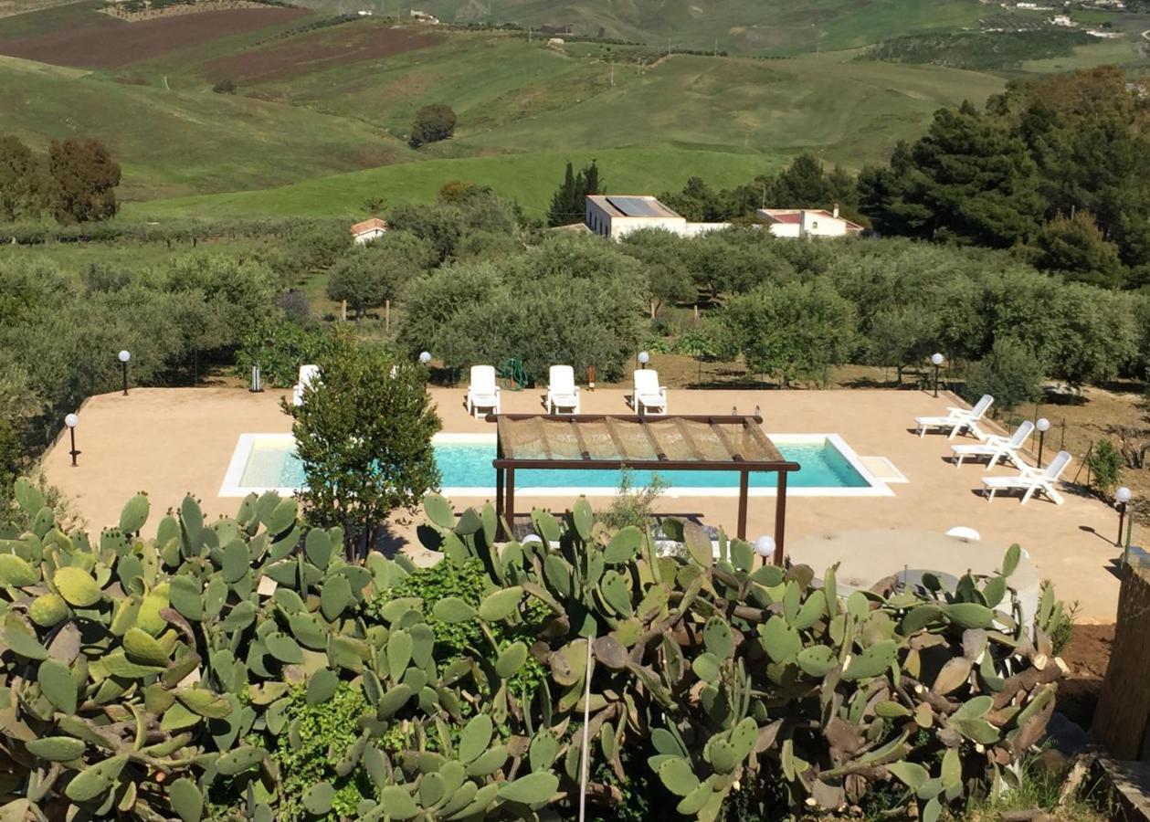 Casale Della Minaga Villa Агридженто Екстериор снимка